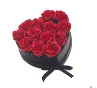 Bouquet cadeau de fleurs de savon - 13 roses rouges - Coeur- Vendu par 1