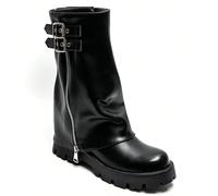 Bouteille grande avec poignée douce, fermeture éclair décorative et boucle, fond encastré robuste C'est un style moderne et moderne avec une mise en bouteille de montants et une soupe avec beaucoup de