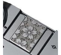 Bouton de fermeture en laiton durable avec motif floral gravé pour appareil photo XT30 A7C2 Améliore la stabilité de la prise en main Accessoires de caméra