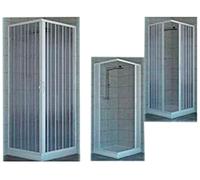 Box douche à deux portes fermeture à angle à 90 °. Produit en PVC atoxique auto-extinguible. Réductible par le coupe du rail. Blanc.