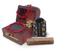 Bracelet à 7 nœuds rouge, fil rouge avec amulettes de la chance et de protection, cadeaux originaux pour femme avec coffre au trésor et trèfle de la chance et Omamori de la Fortune, taille unique,