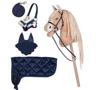 Brama West Hobby Horsing Kit complet - licol, tricot, couverture, bonnet anti-mouches et cheval - avec bandeau surprise (Sunny Navy)