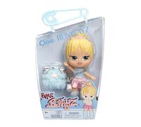 Bratz Babyz Runwayz Poupée - Cloe - 1 Poupée Mannequin à Collectionner avec Une Tenue Élégante, Petite Poupée Mignonne avec Un Collier Porte-Clés - Jouet pour Enfants De 6 Ans et Plus
