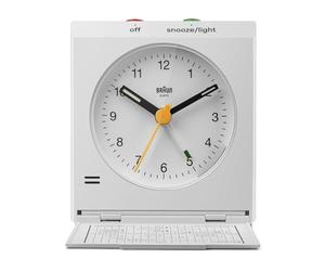 Braun Réveil analogique de Voyage Classique avec Fonction Snooze, Design Vintage, Taille compacte, Couvercle Pliable, Mouvement à Quartz Silencieux, Alarme sonore Crescendo en Blanc, modèle BC05W.