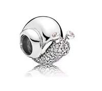Breloque escargot en argent 925 compatible avec les bracelets Pandora, Trollbeads, Chamilia, Biagi et beaucoup d'autres bracelets à breloques britanniques.