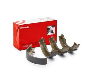 BREMBO S 68 501 Jeu de mâchoires de frein