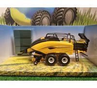 Britains Véhicule de Collection, Presse à Bottes BigBaler Plus New Holland pour Adultes, Véhicule Agricole, Modèle à l'Echelle 1/32, Réplique Adaptée aux Enfants de 3 Ans+, Jaune