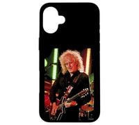 Brian May Guitar Live Queen & Adam Lambert par Dick Barnatt Coque pour iPhone 16 Plus