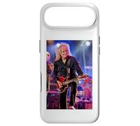 Brian May Guitarist Queen & Adam Lambert par Dick Barnatt Coque pour iPhone Air
