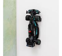 Brickify Support mural compatible avec LEGO 42165 Mercedes-AMG Kit Technic Pull-Back - Facile à installer - Fabriqué au Royaume-Uni (voiture non incluse)