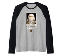 Bring The Unexpected Egyptian Pharaoh King Tut Face Graphic Manche Raglan
