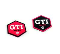 BRISA VW Collection - Aimant Souple pour Réfrigérateur, Bureau et Tableau d'Affichage au Design GTI en Ensemble de 2 (Hexagone/Rouge & Noir)