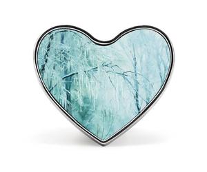 Broche/badge en forme de cœur Misty Rime Winter, décoration élégante pour sacs à dos et chapeaux