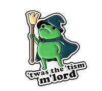 Broche émaillée en forme d'animal de dessin animé à la mode mettant en évidence un capelet et un balai uniques pour une amélioration tendance