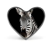 Broche en forme de cœur représentant un zèbre, animal sauvage, avec motif de cerf. Accessoire idéal pour hommes et femmes. Broche légère en émail de 2,5 cm (1 pouce) à accrocher à un sac à dos, un cha