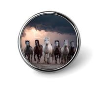 Broche/épinglette ronde représentant des chevaux au galop sous le tonnerre, idéale pour décorer cravate, chapeau, vêtements et bijoux.