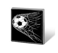 Broche et épingles carrées légères avec ballon de football qui s'envole dans le but - Bijoux pour vêtements, châle, chapeau
