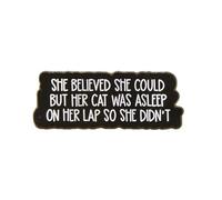 Broche humoristique en émail avec inscription "I Want to Take Action, But My Cat is Sleeping on My Lap"