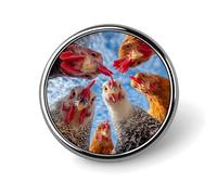 Broche ronde en alliage d'aluminium représentant un coq de Noël humoristique sur le thème de la ferme avicole. Accessoire décoratif pour vestes, sacs à dos, chapeaux et chemises. 2,5 cm (1 pouce).