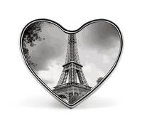 Broche Tour de Paris en métal, 2,5 cm, en forme de cœur. Légère et aux bords lisses, elle est idéale pour décorer chemises, vestes et sacs. Un cadeau parfait pour vos amis et votre famille.