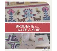 Broderie sur gaze de soie