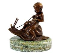 - Bronze pour enfant - Garçon chevauchant un escargot - Sculpture Art Nouveau - Signée B. Zach - Figurine pour enfant - Figurine en bronze - Décoration antique