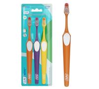 Brosse à dents TePe Nova, Extra-souple, 3pc, élimination efficace de la plaque dentaire, pointe de brosse avec des brins plus longs pour un meilleur accès aux dents du fond.