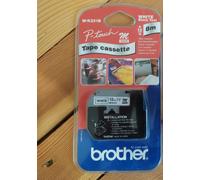 Brother MK231B - Noir sur blanc - Rouleau (1,2 cm x 8 m) meuble pour imprimante - pour P-Touch PT-10, PT-100, PT-110, PT-65, PT-85