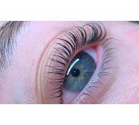 Brow Lift sourcil avec teinture avec épilation à la pince