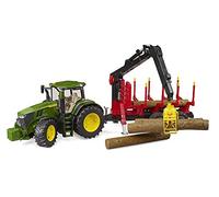 Bruder 3154 John Deere 7R avec remorque forestière et 4 troncs d’arbre