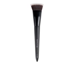 brushworks No. 11 Flat Top Contour Brush