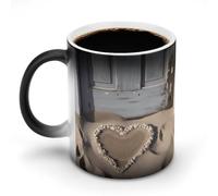 BSCKKDMN Tasse à café magique en céramique de 325 ml - Sensible à la chaleur - Changement de couleur - Tasse à café plage sable cœur porte tasse à thé pour homme et femme