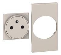 Bticino BTKM55F | Living Now enjoliveur 2 modules prise FR sableLiving Now enjoliveur 2 modules prise FR sable