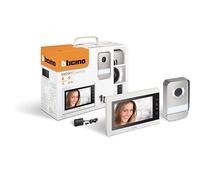 BTICINO Easykit Essential 317913 Interphone vidéo Extensible, Plug-in 2 Fils, écran Couleur 7", Mains Libres, Vision Nocturne, Audio bidirectionnel, Bouton extérieur avec caméra
