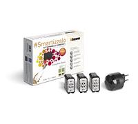 BTicino Kit volets roulants connectés Living Now Smart SKG3602KIT, pour allumer/éteindre les lumières via l'application ou avec Alexa, Google et Siri, 1 passerelle plug-in noir S36GWGC et 3 commandes