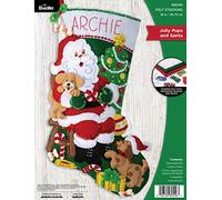 Bucilla 89556E Kit de fabrication de chaussettes en feutre appliqué de 45,7 cm, Père Noël et Jolly Pups, idéal pour les loisirs créatifs