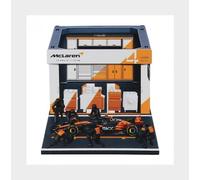 1/43 Bburago Pit-Stop McLaren MCL39 (véhicule + figurines mécaniciens + paddock + accessoires) #4 Norris
