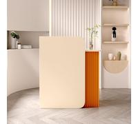Bureau de réception moderne en forme de L, table de comptoir pour salon de beauté et espaces de vente au détail, design compact qui améliore les petites zones de réception