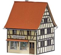 Busch 1968 H0 Maison à colombages avec biolides