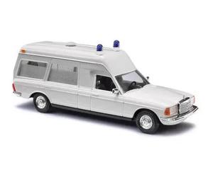 BUSCH Mercedes Ambulance en kit - HO 1/87 - BUSCH 60221