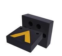 Butoir de Guidage Tampon Caoutchouc pour Camion et Remorque, Butoir de Quai, Bandes de Protection Anti-Collision pour Pare-Chocs Arrière de Semi-Remorque et Fourgon(330 x 300 x 95 mm)