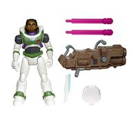 Buzz Lightyear Buzz l’Éclair Figurine Articulée Izzy Hawthorne avec 12 points d’articulation, mouvement de frappe à l’épée laser et accessoires, Jouet Enfant, Dès 4 ans, HHJ88
