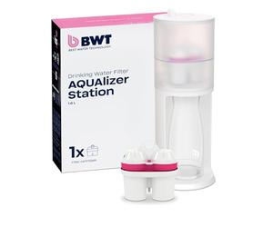 BWT AQUAlizer Station de filtre à eau avec carafe en verre | carafe eau avec 1 cartouche au magnésium | avec charbon actif | eau potable | Réduction du calcaire, chlore, et cuivre