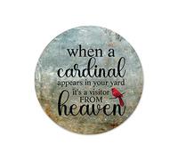 by Unbranded Plaque ronde en métal « When A Cardinal Appears in Your Yard Its A Visitor from Heaven » - Style rétro vintage pour couronnes - Décoration murale en métal pour chambre à coucher, garage