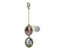 BYFDIY Breloque souvenir de remise de diplôme personnalisée Classe of 2026 - Médaillon photo gravé, ailes d'ange et disque de l'année, 3x3.5CM, Métal, Pas de pierre précieuse