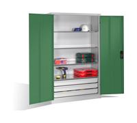 C + P Möbelsysteme Armoire à outils C+P à portes battantes, 4 tablettes et 3 tiroirs, H1950xL1200xP500mm Façade vert réséda Corps gris clair Quantité:1