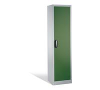 C + P Möbelsysteme Armoire à outils C+P avec porte battante, intérieur 4 tablettes, H1950xL500xP400mm Façade vert réséda Corps gris clair Quantité:1
