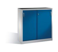 C + P Möbelsysteme Armoire à outils C+P avec portes coulissantes, intérieur 2 étagères, H1200xL1200xP400mm face avant gentiane bleue carcasse gris clair Quantité:1