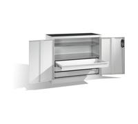 C + P Möbelsysteme Armoire d'appoint à outils C+P avec portes battantes, 2 tablettes et 3 tiroirs, H1000xL1200xP500mm Façade gris clair Corps gris clair Quantité:1