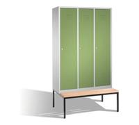 C + P Möbelsysteme C+P Vestiaire Classic avec banc, 3 compartiments, H2090×I1200×P500/815mm, façade vert réséda, corps gris clair Quantité:1